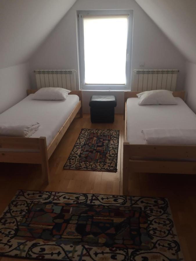 דירות Sancraiu de Mures Casa Flavia מראה חיצוני תמונה
